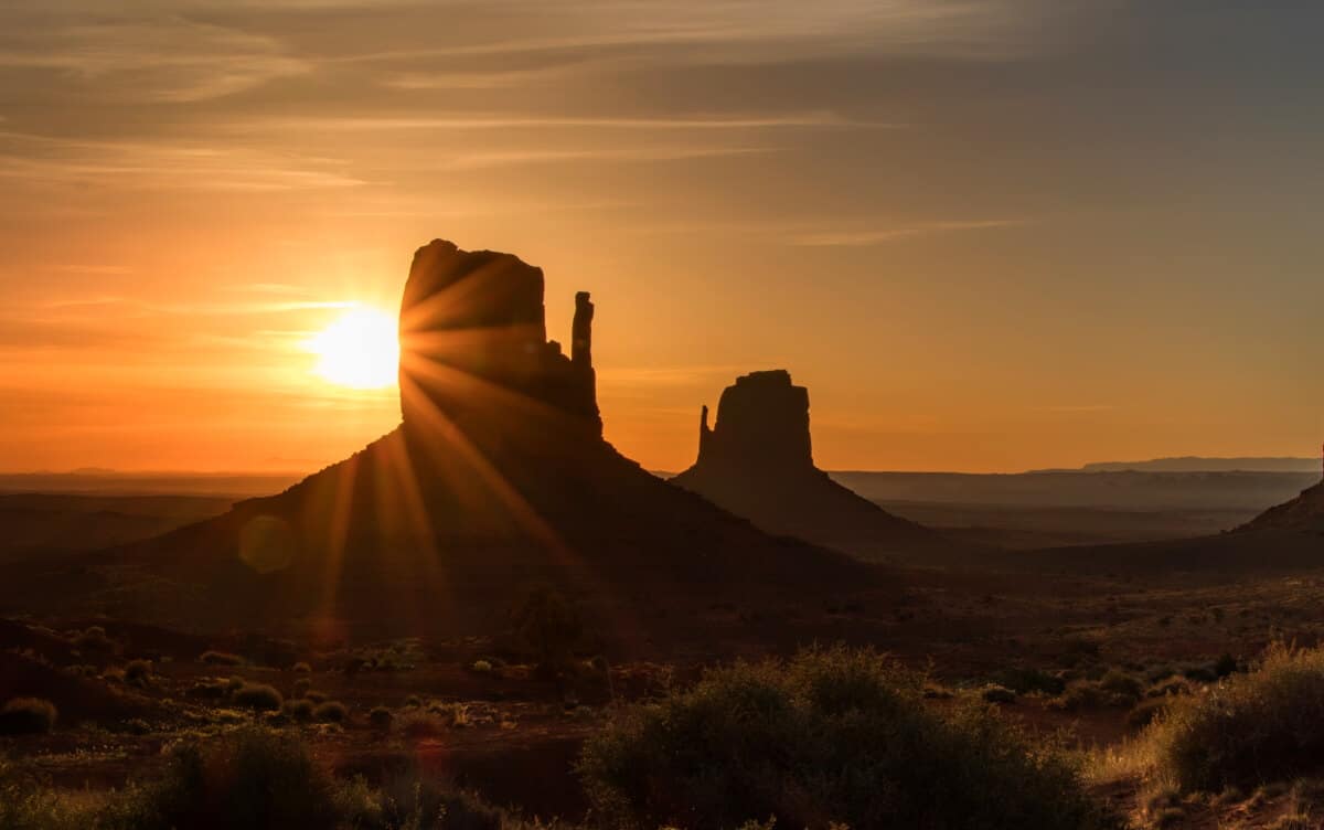 Sonnenaufgang im Monument Valley. Ein magischer Moment! Dafür lohnt sich das frühe aufstehen