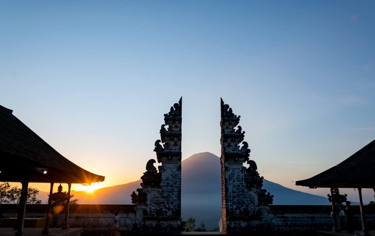 Pura Lempuyang: Das Himmelstor mit Blick auf den Mount Agung. Einfach wunderschön