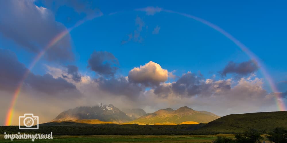 Regenbogen im Torres del Paine Nationalpark, Chile/ Patagonien, Februar 2017. Als ich an diesem Morgen aus dem Zelt guckte wollte ich meinen Augen kaum trauen, aber der Anblick war echt!