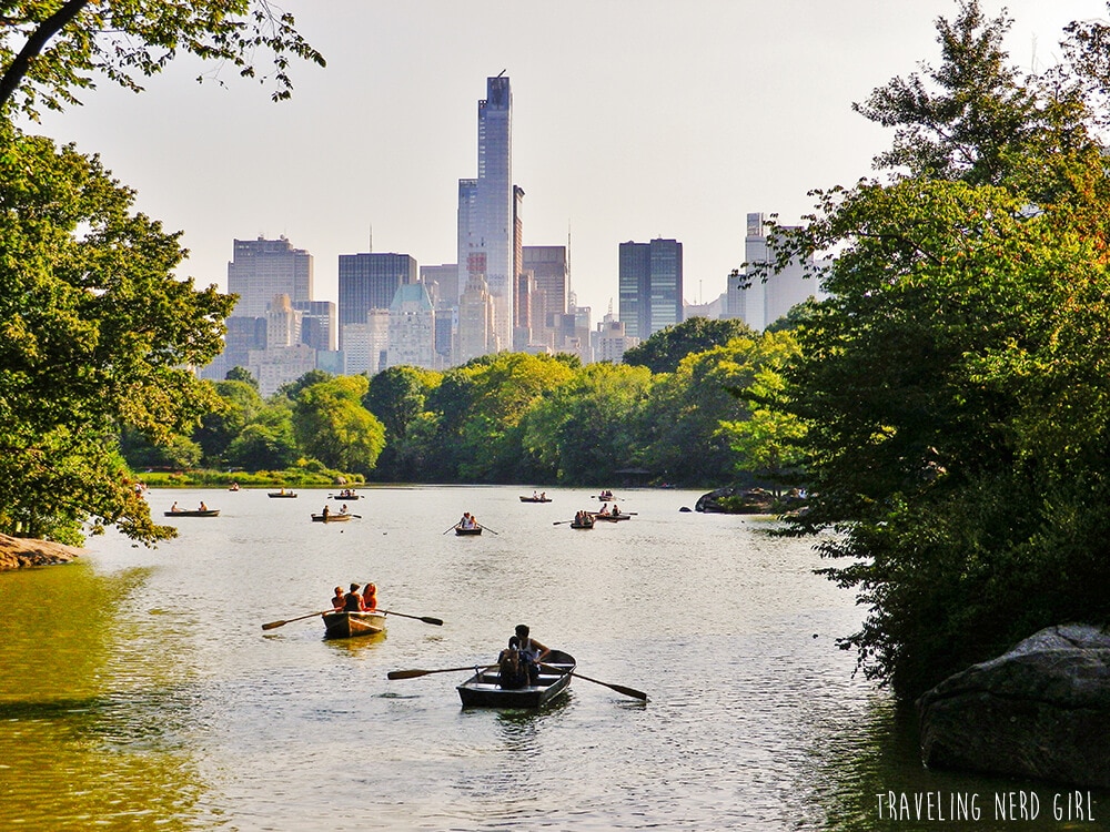 The Lake im Central Parl vor der New Yorker Skyline