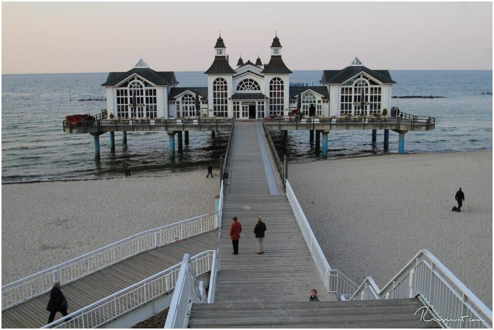 Die Seebrücke ist besonder zur Blue Hour und Golden Hour bei Fotografen recht beliebt