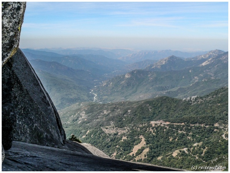 Blick hinunter auf den Middle Fork Canyon und den Scenic Drive