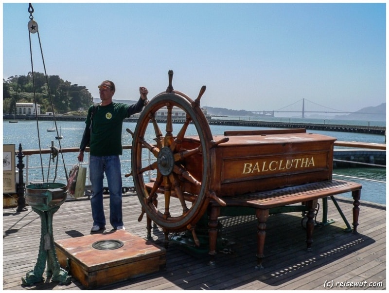 Das gewaltige Ruder des 3-Masters Balclutha im Historical Park