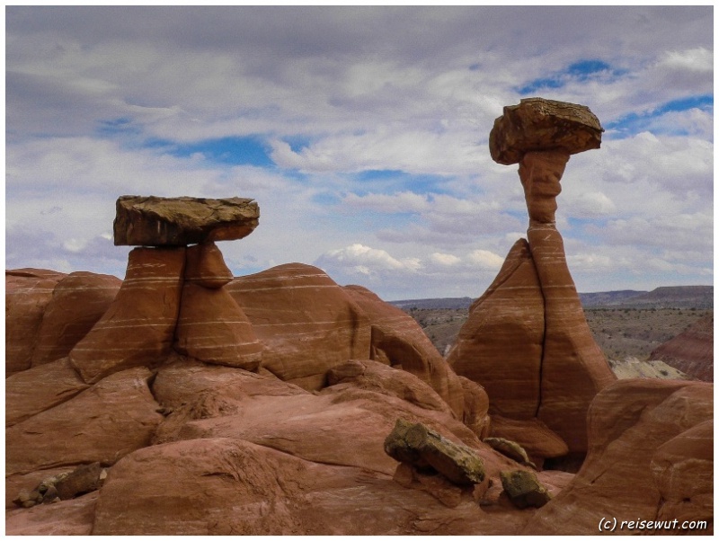 Toadstool Hoodoos